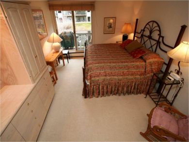 Bedroom with King Bed